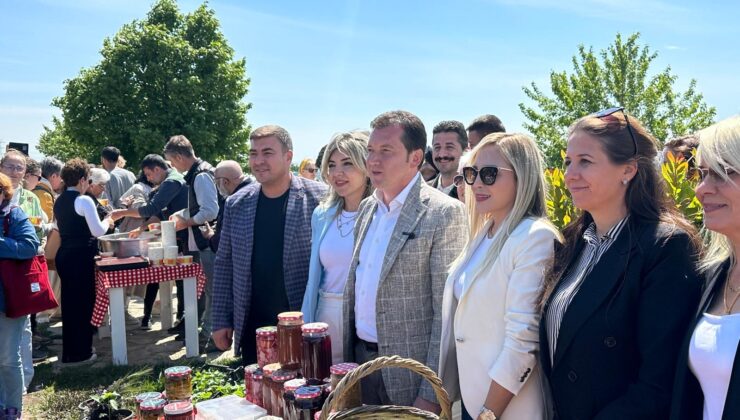 Başkan Balcıoğlu, Dünya Çiftçiler Günü’nde Kadın Üreticilerle Bir Araya Geldi