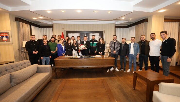 CHP Silivri Gençlik Kolları’ndan Belediye Başkanı Bora Balcıoğlu’na Ziyaret