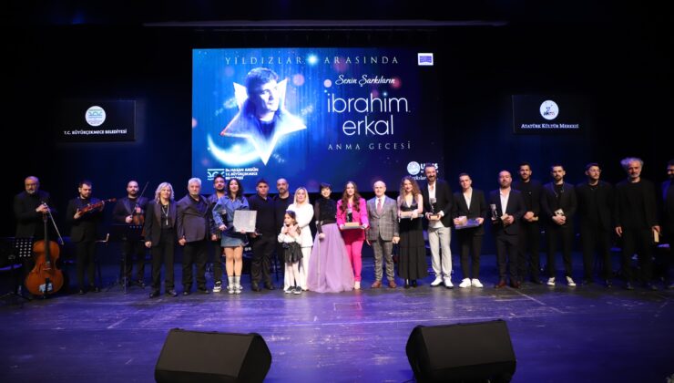 Sanatçı Dostları İbrahim Erkal’ı Anma Gecesi’nde Buluştu