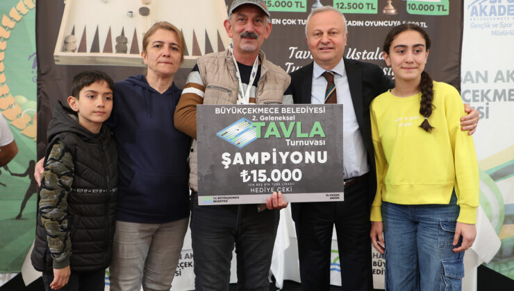 Büyükçekmece’de kıran kırana tavla turnuvası heyecanı