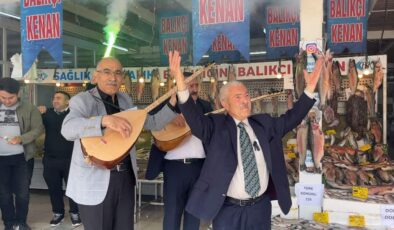 Fiyatlar düştü halk ozanları balıklar için mani yazdı