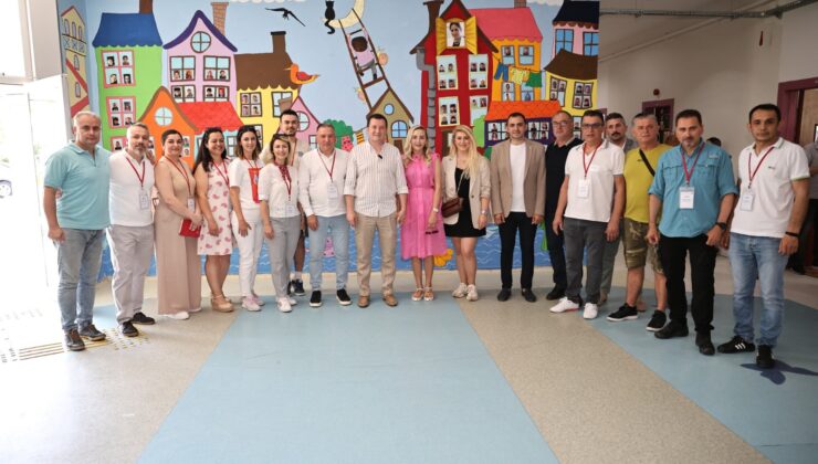 Başkan Balcıoğlu, Bulgaristan Parlamentosu Seçimleri İçin Oy Kullanan Çifte Vatandaşlarla Bir Araya Geldi