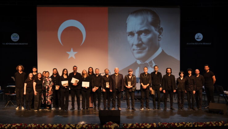 Halk Akademisi öğrencileri etkileyici koreografileriyle nefesleri kesti