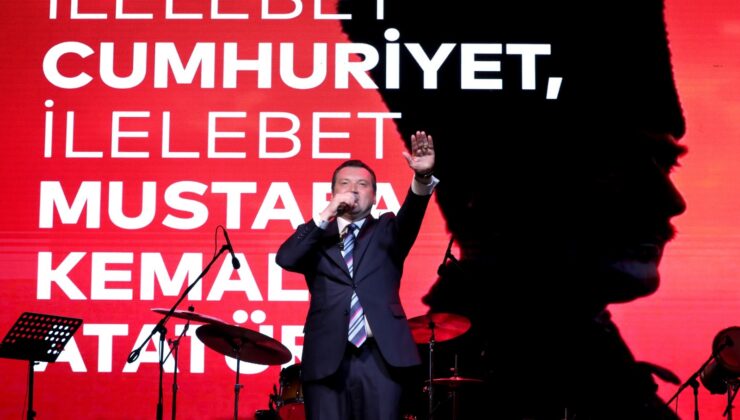 İlelebet Cumhuriyet! İlelebet Mustafa Kemal Atatürk