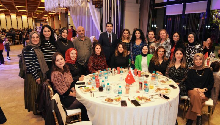 Avcılar Belediyesi ’nden Öğretmenler Günü kutlaması