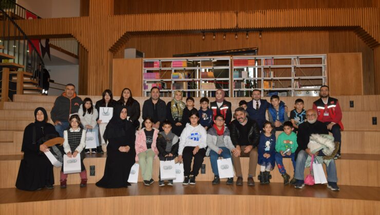 Esenyurtlu şehit ve gazi çocuklarından örnek davranış