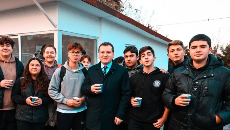 Lise Öğrencilerine Yönelik Çorba Dağıtımında Dördüncü Gün