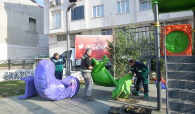 Yakılan Maral Parkı yeniden çocukların hizmetinde