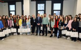 Başkan Balcıoğlu, Eğitim Akademisi’nde Gençlerle Bir Araya Geldi