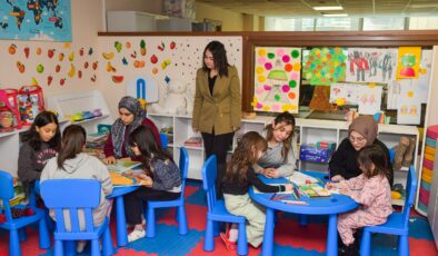 Eğitimle güçlenen kadınlar bu kursta geleceklerine yön veriyor