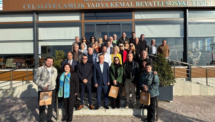 Büyük Mübadele Derneği 10 Ocak Çalışan Gazeteciler Günü için gazeteciler ile bir araya geldi.