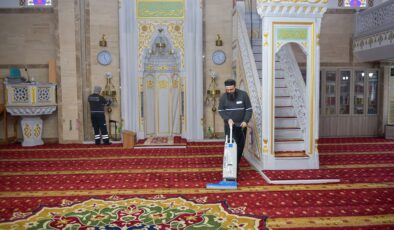 Esenyurt’un ibadethaneleri artık daha temiz