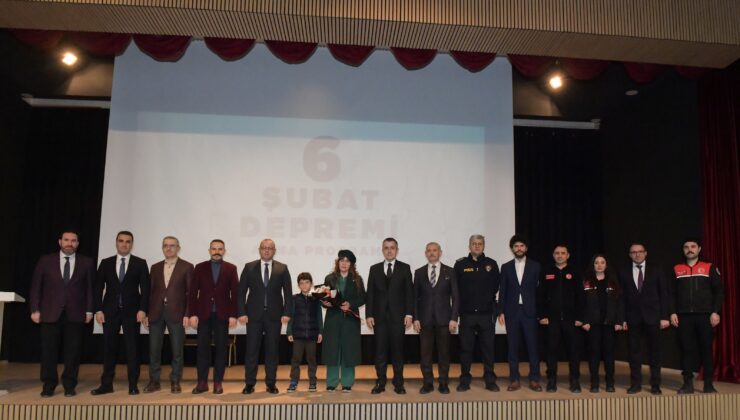 Deprem şehitleri Esenyurt’ta anıldı