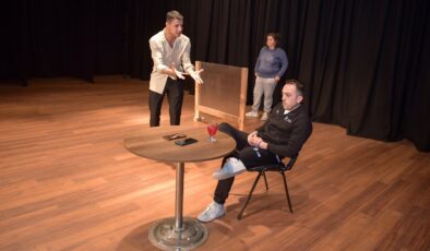 Geleceğin tiyatroculari esenyurt’ta yetişiyor