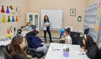 Esenyurt belediyesi’nden özel çocuklara bilim atölyesi