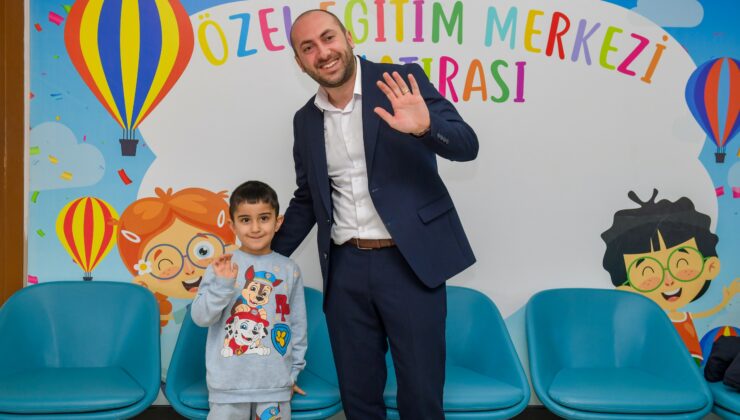 Oyun terapisi ile kekemeliğinden kurtuldu