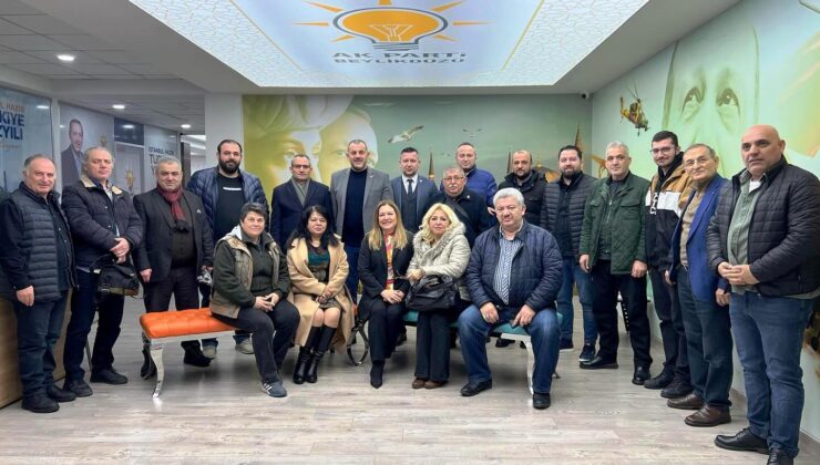 Çolak, Beylikdüzüne en büyük hizmetler Ak Partili belediye döneminde yapıldı