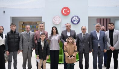 Başkan Vekili Aksoy’dan öğrencilere destek!