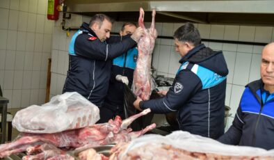 Esenyurt’ta halk sağlığını tehdit eden restoran mühürlendi