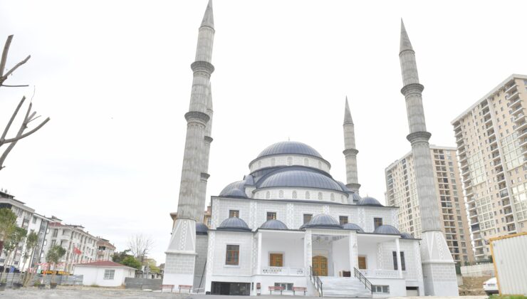 Yıllardır Atıl Bırakılan Yeşilkent Camii, Kadir Gecesi’nde İbadete Açılıyor