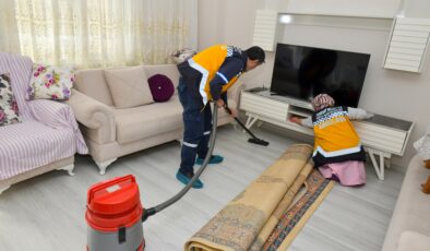 Esenyurt Belediyesi’nden Yaşlı ve Engellilere Her Koşulda Destek