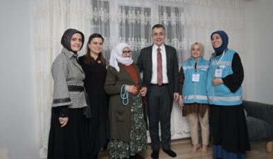 Aksoy, Gülizar Teyzenin İftar Sofrasına Misafir Oldu