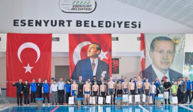 Esenyurt Merkez Kapalı Yüzme Havuzu Hizmete Açıldı