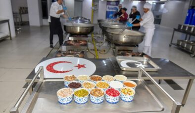 Esenyurt Belediyesi’nden Muharrem Ayına Özel Aşure İkramı
