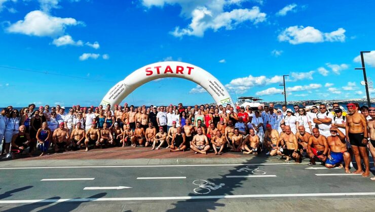 7. Büyükçekmece Körfezi Yüzme Maratonu nefesleri kesti