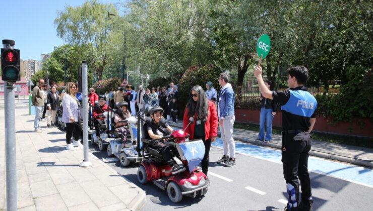 Bu parkta hem eğlence hem de eğitim var