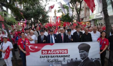 Büyük zaferin 103. yılı Avcılar’da coşkuyla kutlandı