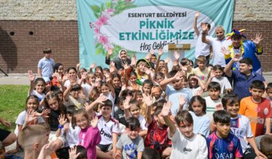 Esenyurt’ta 13 mahalleden yüzlerce vatandaş piknikte buluştu