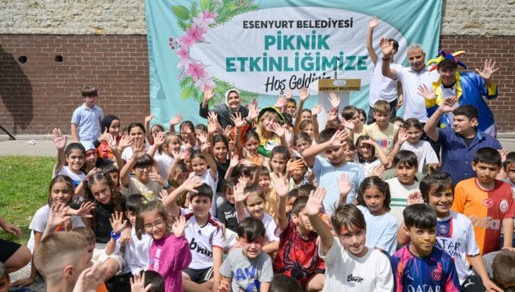 Esenyurt’ta 13 mahalleden yüzlerce vatandaş piknikte buluştu