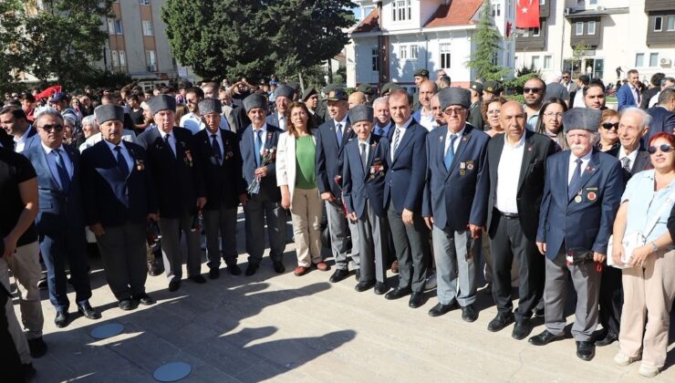 Büyükçekmece’de kardeşlik yolunda Gaziler Günü Yürüyüşü gerçekleşti