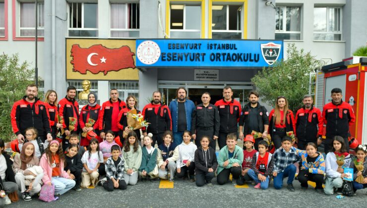 Esenyurt’un Kahramanları Sayfalarda Buluştu: ESAK Ekibi Okuma Etkinliğine Katıldı