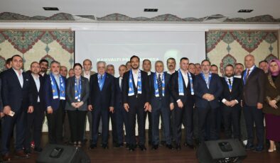 Özdemir: Esenyurt’ta ben yok, biz varız