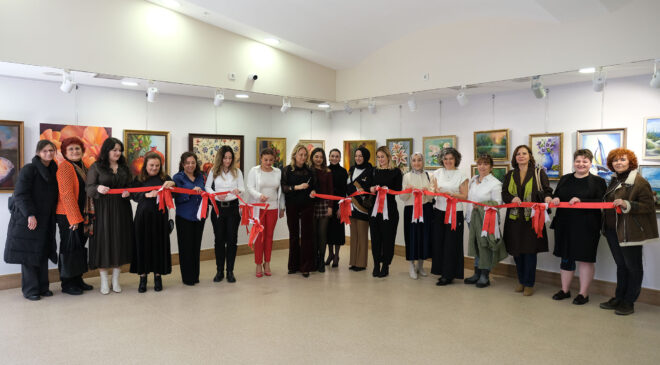 14 kadın sanatçının eserleri Ahenk Resim Sergisi’nde buluştu